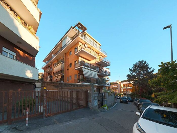 Casa monolocale in affitto in Via Gradoli, Tomba di Nerone, Roma