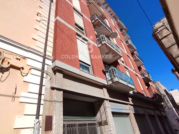 Appartamento quadrilocale in affitto in via Marco Pacuvio, Centro Storico, Brindisi