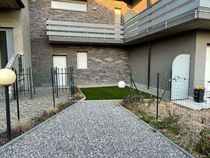 Appartamento bilocale in affitto in Via Matteotti, Centro, Filago