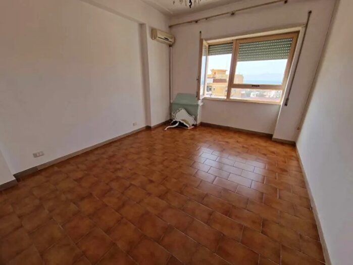 Appartamento quadrilocale in affitto in Reggio Calabria