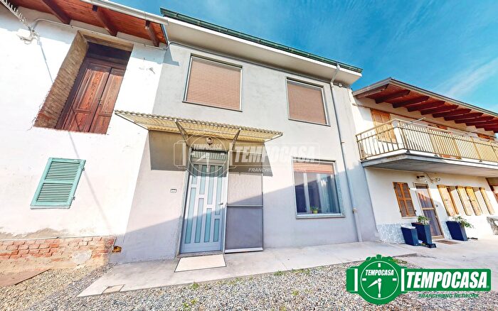 Casa trilocale in vendita in Strada Rosario, Alessandria