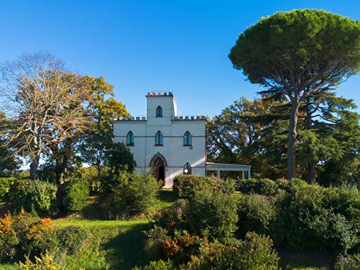 Casa con 14 locali in vendita in Vocabolo Il Monte, Citta Della Pieve