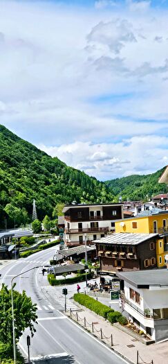 Appartamento trilocale in vendita in Piazza Vermenagna, Vernante