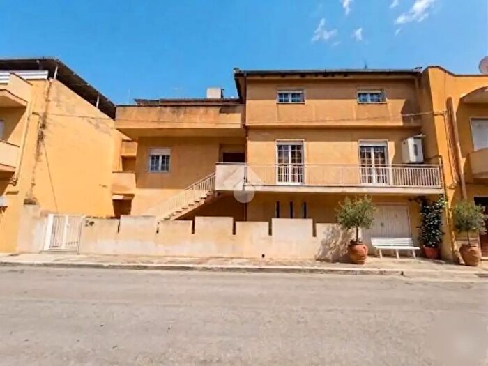 Casa con 6 locali in vendita in Via Papa Giovanni XXIII, Mazara Del Vallo