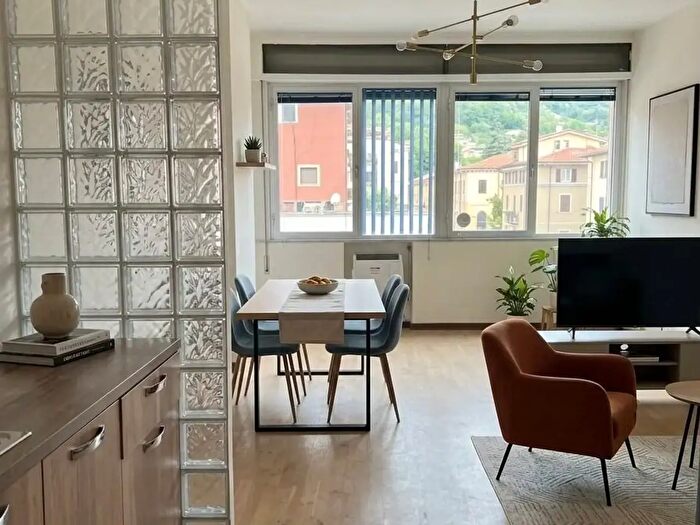 Appartamento bilocale in vendita in Carrara