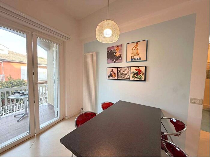 Appartamento trilocale in affitto in Centro, Cogoleto