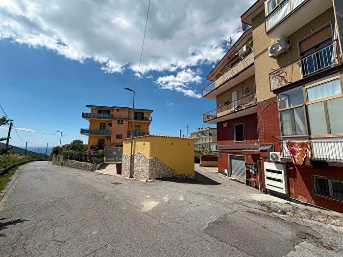 Appartamento bilocale in affitto in Via San Bartolomeo di Giovi, Salerno