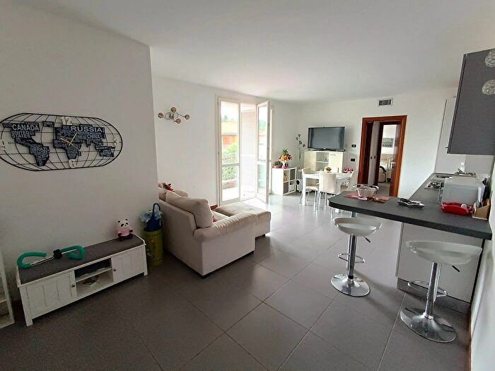 Appartamento bilocale in vendita in Besana In Brianza