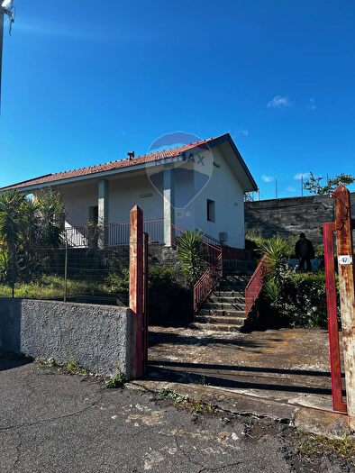 Casa bilocale in vendita in Via Vitaliano Brancati, Viagrande