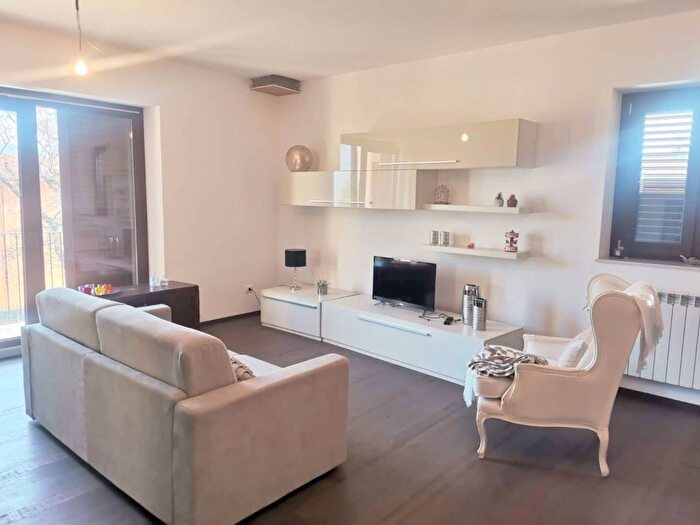 Appartamento con 5 locali in affitto in Via Aia Chiavelli, Bagno Monticchio, L'Aquila
