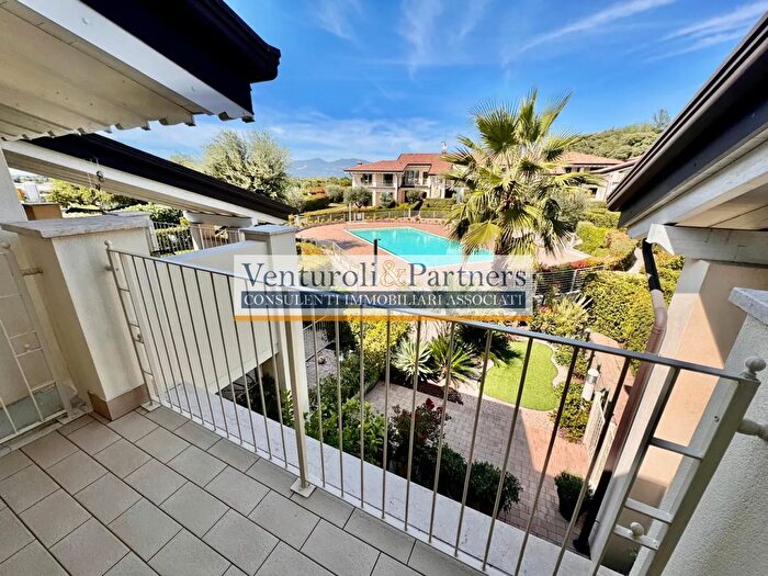 Casa trilocale in vendita in Via Cappuccini, Lonato