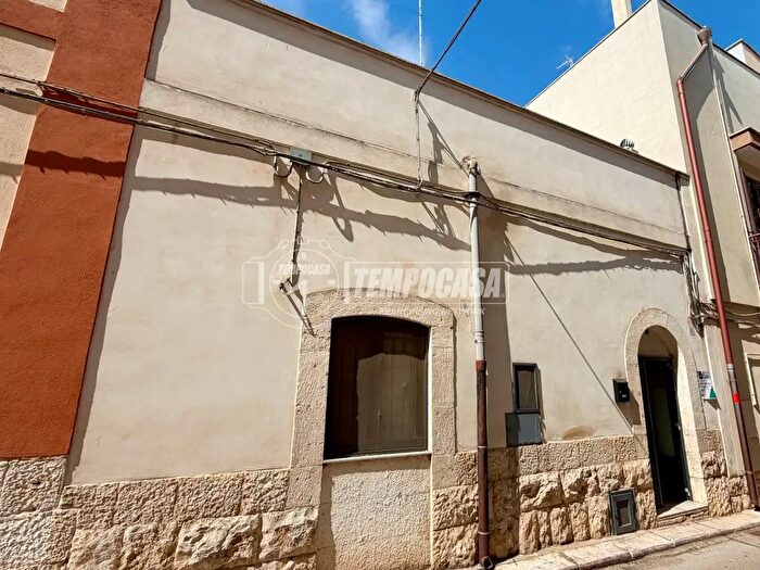 Casa bilocale in vendita in Via Macallè, Rutigliano