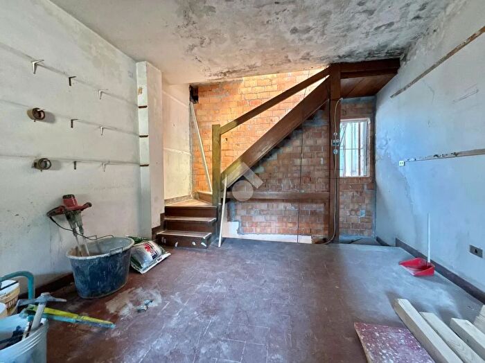 Casa trilocale in vendita in Largo Filippo Mazzei, Poggio A Caiano