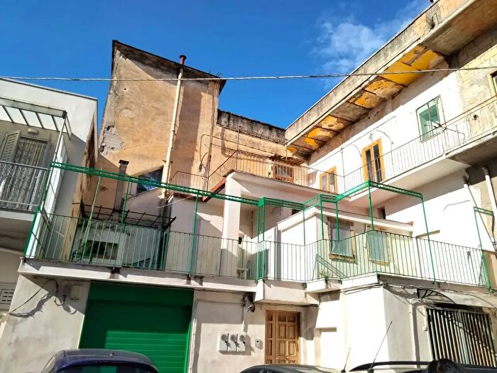 Appartamento con 5 locali in vendita in Pomigliano D'Arco