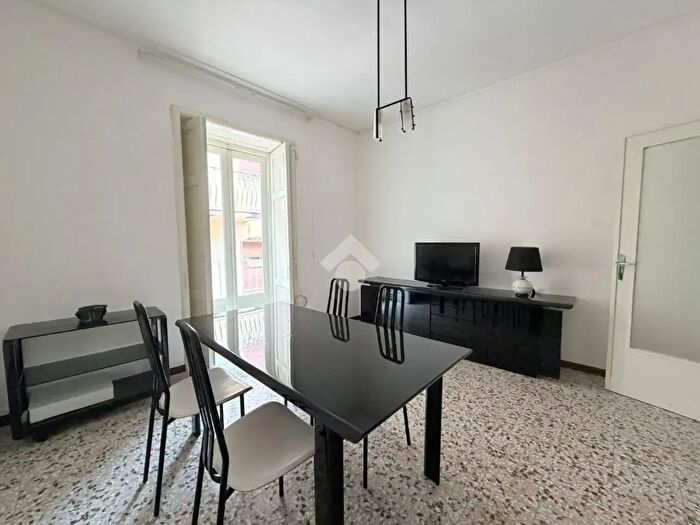 Appartamento con 5 locali in affitto in Via Sirena, Ragusa