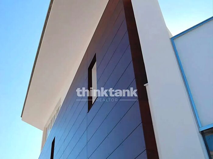 Appartamento con 5 locali in vendita in Viale Europa, Caltagirone