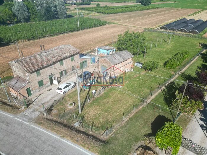 Casa con 5 locali in vendita in Via Ramona, Ravenna