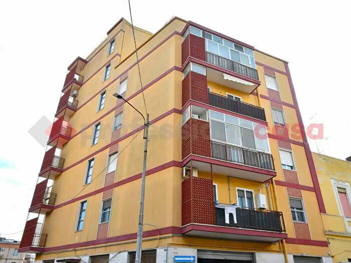 Appartamento trilocale in vendita in Via Giulio Cesare, Brindisi