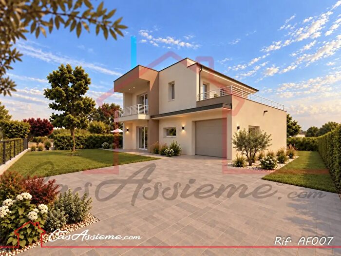 Casa quadrilocale in vendita in Loria