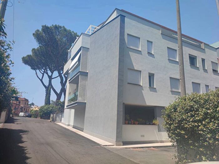 Appartamento bilocale in affitto in Via del Labaro, Labaro, Roma