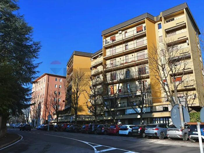 Appartamento quadrilocale in vendita in Via Torino, Busto Arsizio