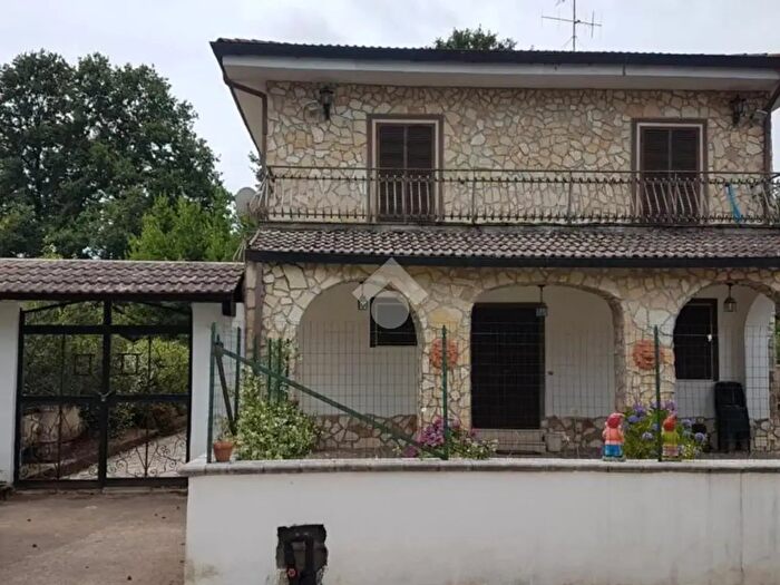 Casa con 6 locali in vendita in Via Trilussa, Rocca Priora