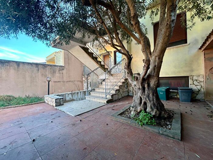 Casa quadrilocale in vendita in Via Primule, Selargius