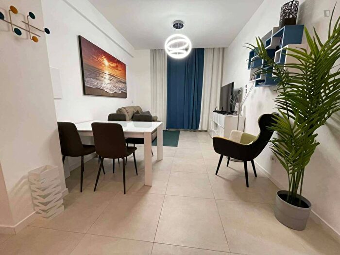 Appartamento bilocale in affitto in Via Pompeo Cambiasi, Casoretto, Milano