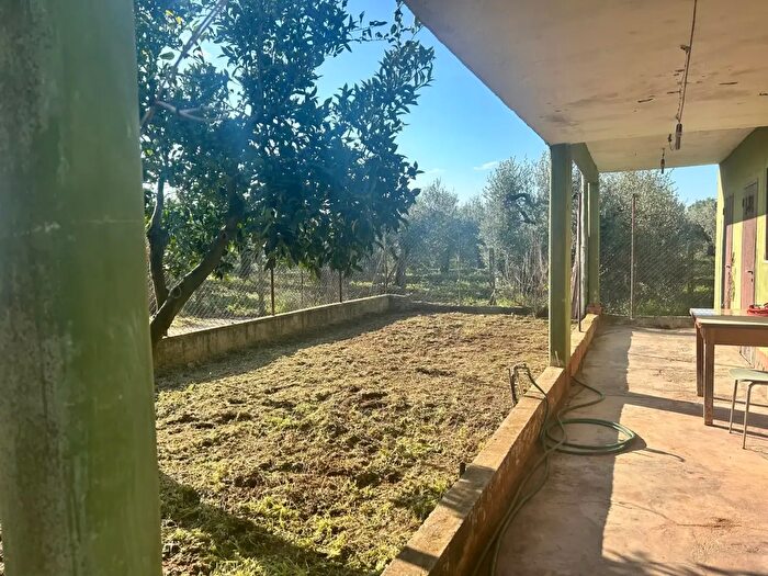 Casa con 6 locali in vendita in Terracina