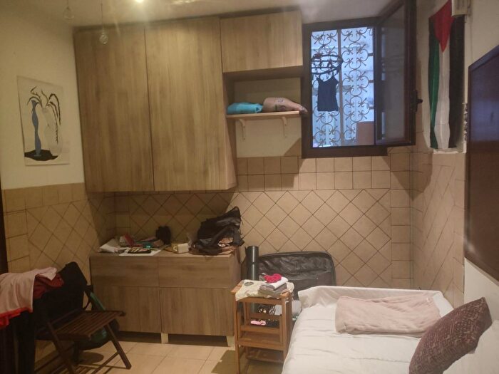 Appartamento monolocale in affitto in Piazza Dante, Napoli