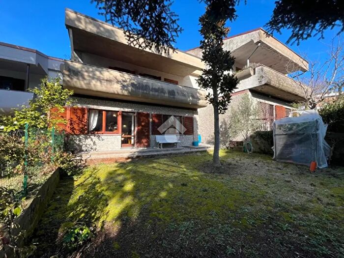 Casa con 5 locali in vendita in Via degli Ulivi, Orvieto