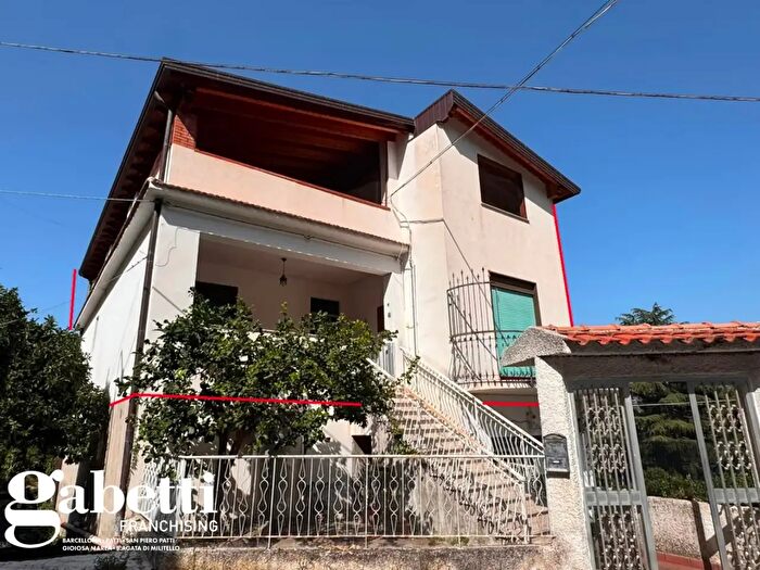 Casa con 5 locali in vendita in Contrada Santa Nicolella Snc, Montagnareale