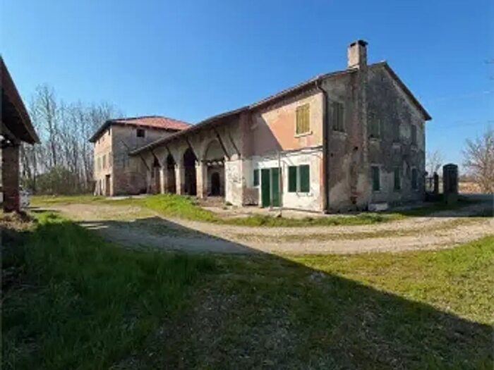 Casa con 6 locali in vendita in Dolo
