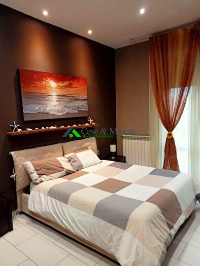 Appartamento con 6 locali in vendita in Capannori