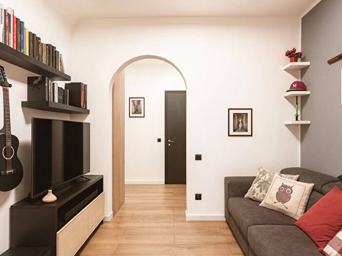 Appartamento bilocale in affitto in Via Monte Nero, Centro, Arona