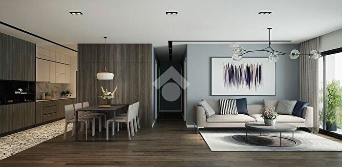 Appartamento quadrilocale in vendita in Strada Alberto Sordi, Parma