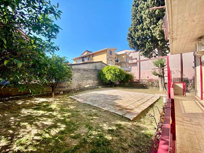 Appartamento trilocale in affitto in Via Papa Giovanni XXIII, Motta SantAnastasia