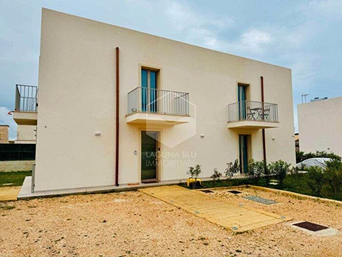 Casa bilocale in vendita in Via San Pantaleo, Marsala