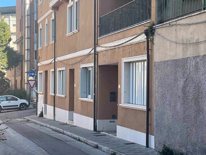 Appartamento monolocale in affitto in Ancona