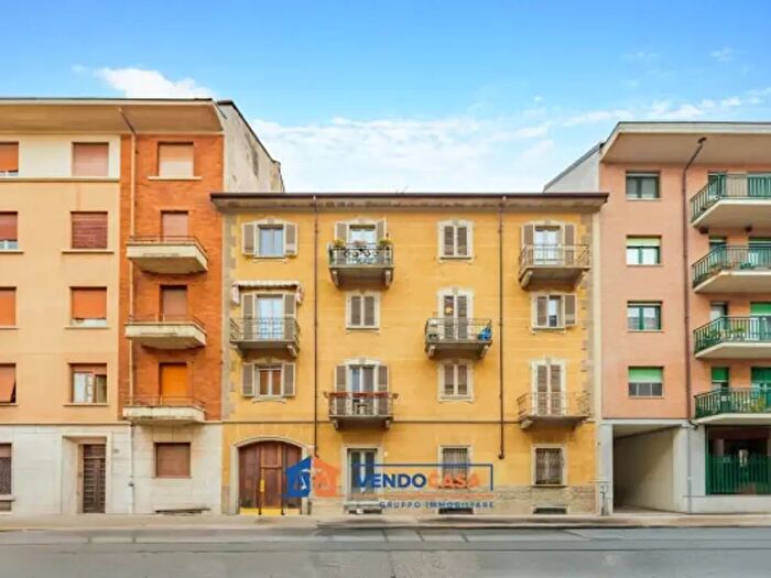 Appartamento bilocale in vendita in Via Issiglio, Torino
