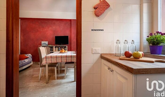 Appartamento quadrilocale in vendita in Via Generale Caviglia, Finale Ligure