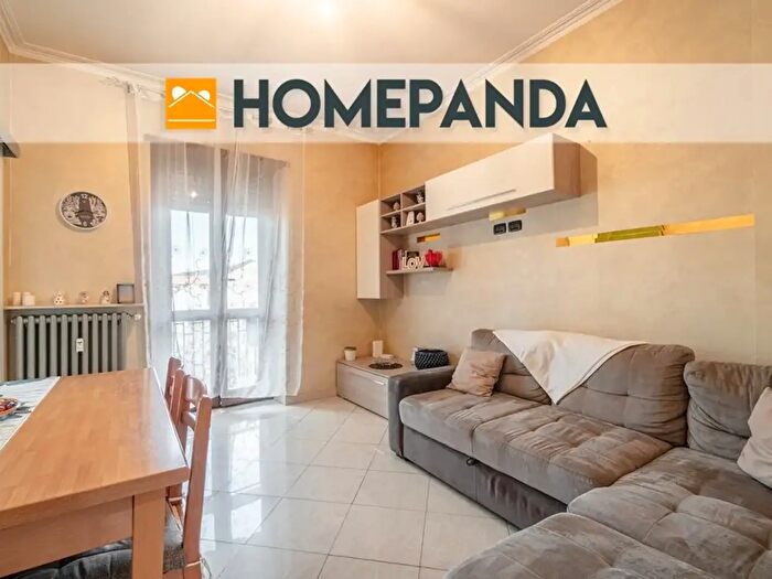 Appartamento trilocale in vendita in Via Renato Martorelli, Torino