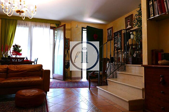Casa con 6 locali in vendita in Padova