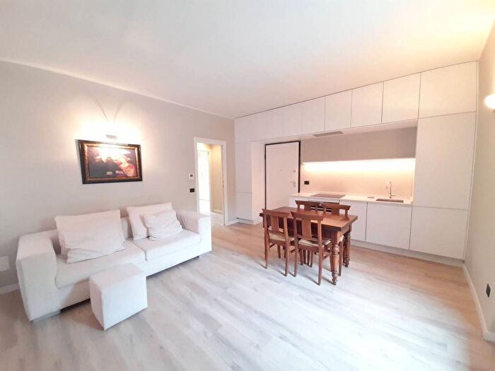 Appartamento trilocale in affitto in Via SantAgostino, Breo, Mondovì