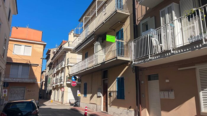 Appartamento bilocale in vendita in Via dei Piceni, Grottammare