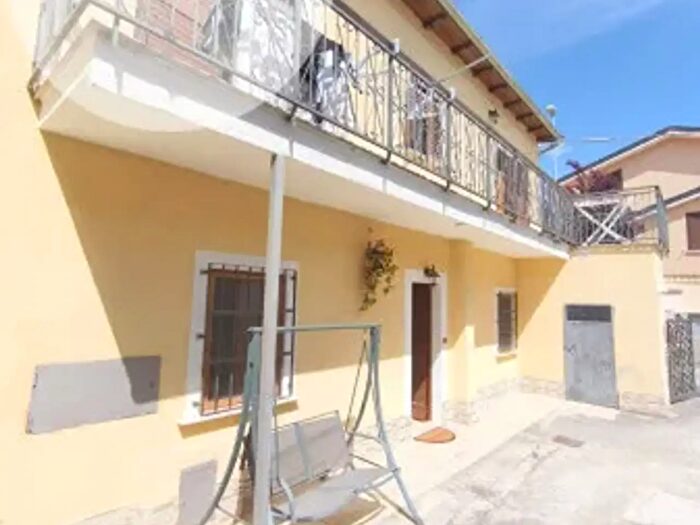 Casa con 5 locali in vendita in Via del Colle, LAquila