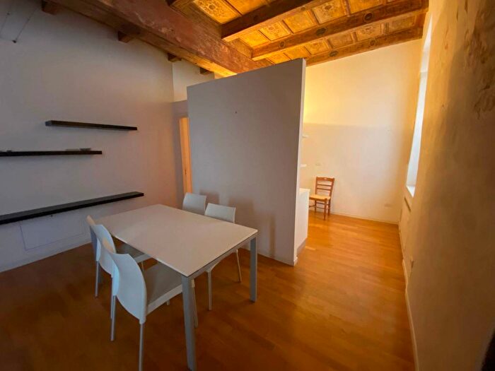 Appartamento bilocale in affitto in Via Rosa, Centro Storico, Verona
