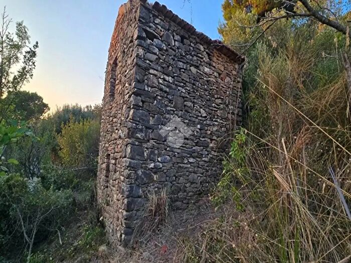 Casa monolocale in vendita in Via dello Sporgente, Ascea