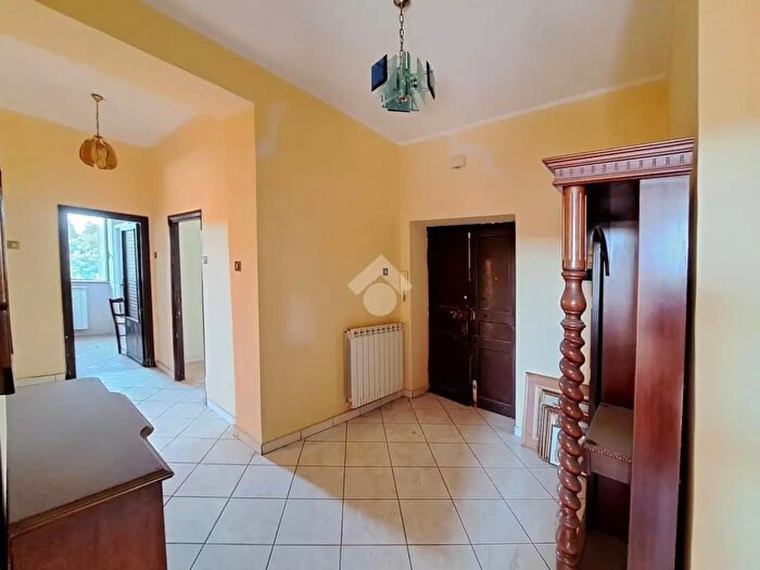 Appartamento quadrilocale in vendita in Via della Vittoria, Vignanello