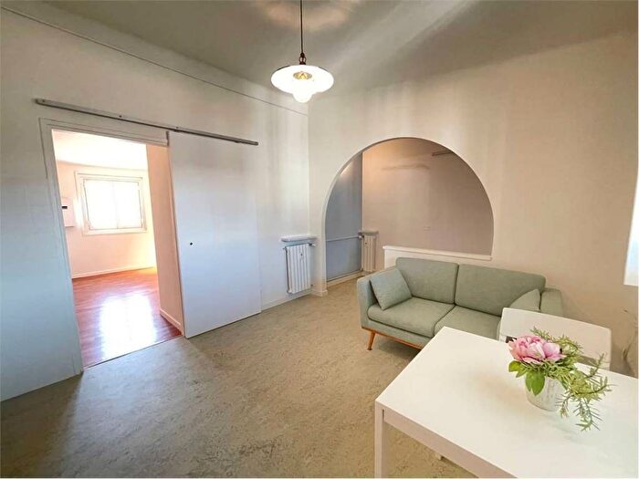 Appartamento bilocale in affitto in Via Castelfidardo, Moscova, Milano